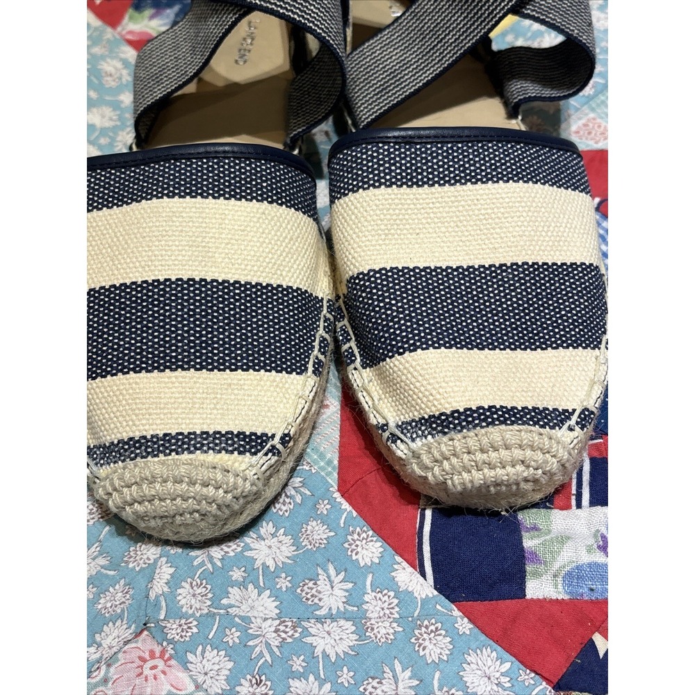 Lands' End Canvas Espadrilles Size 9.5 B Navy Blue Ecru Nautical Stripe Sandals - Picture 5 of 9